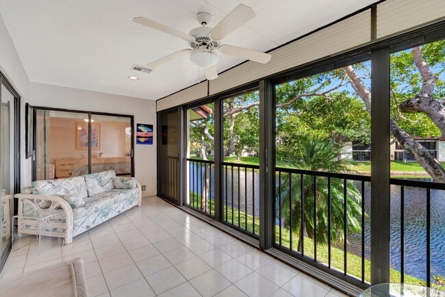 Building Photo - 10592 Tropic Palm Ave
