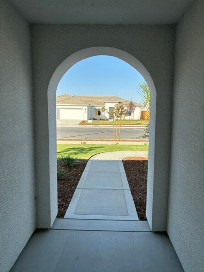 Foto del edificio - 17115 LOVATO Ln