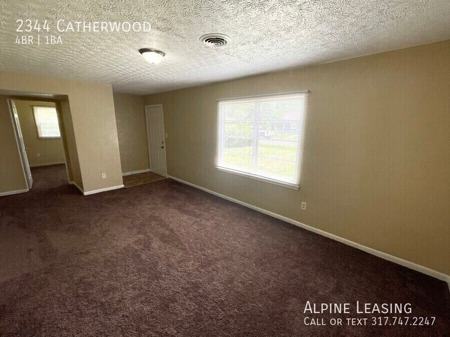 Foto del edificio - 2344 Catherwood-