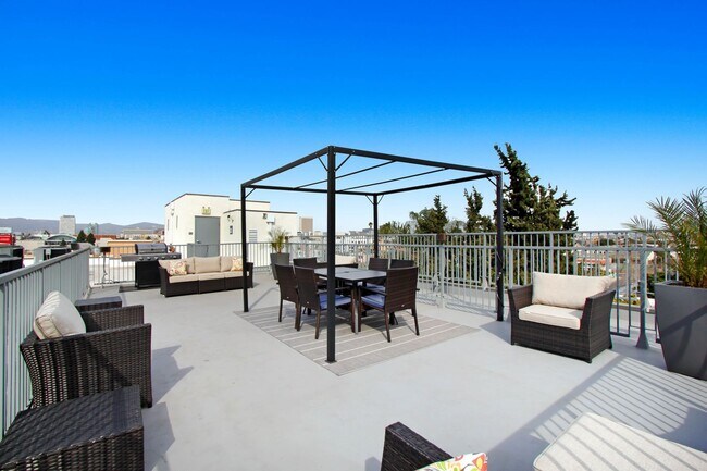 Interior Photo - TALA Local at 3057-3067 W. Pico Blvd