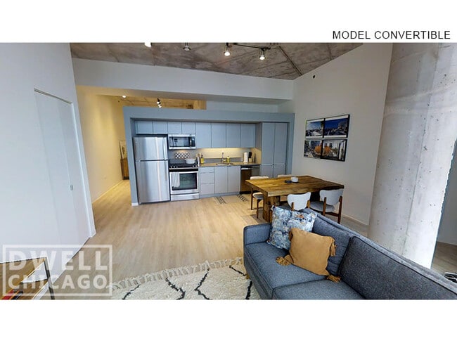 Building Photo - 2722 W Belden Ave