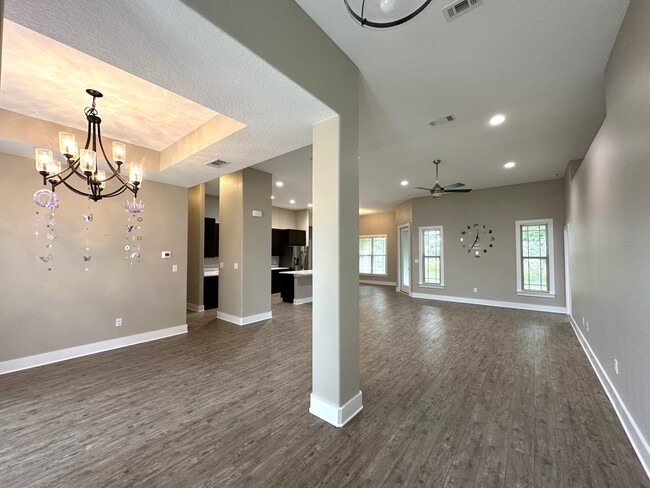 Building Photo - 2910 Chancery Ln