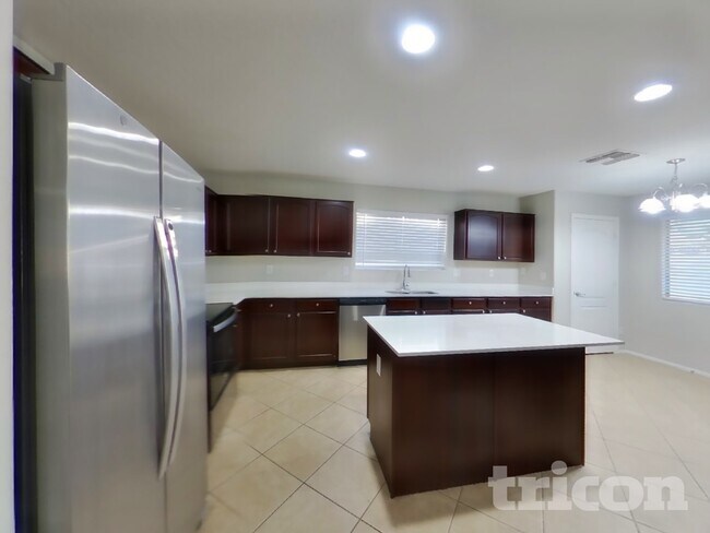 Foto del edificio - 40081 W Hayden Dr