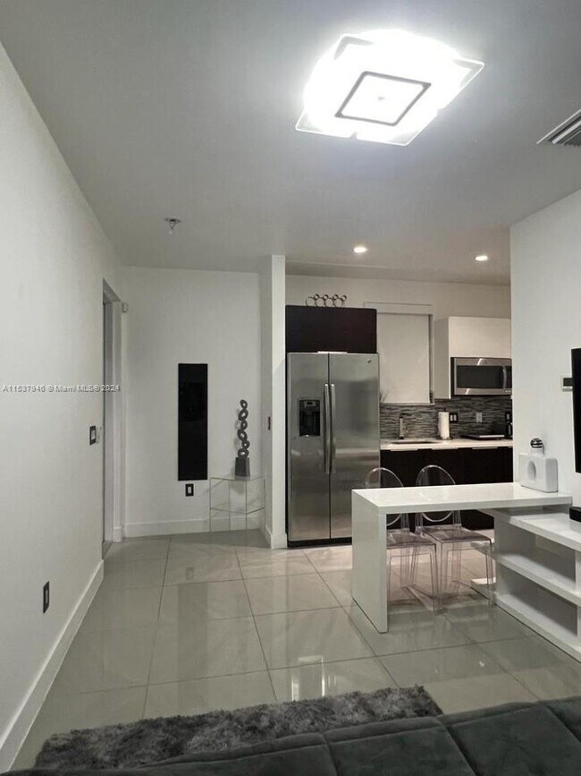 Foto del edificio - 6312 NW 105th Pl