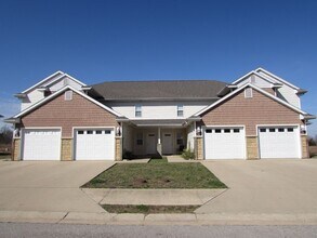 Building Photo - 118 Andrews Dr