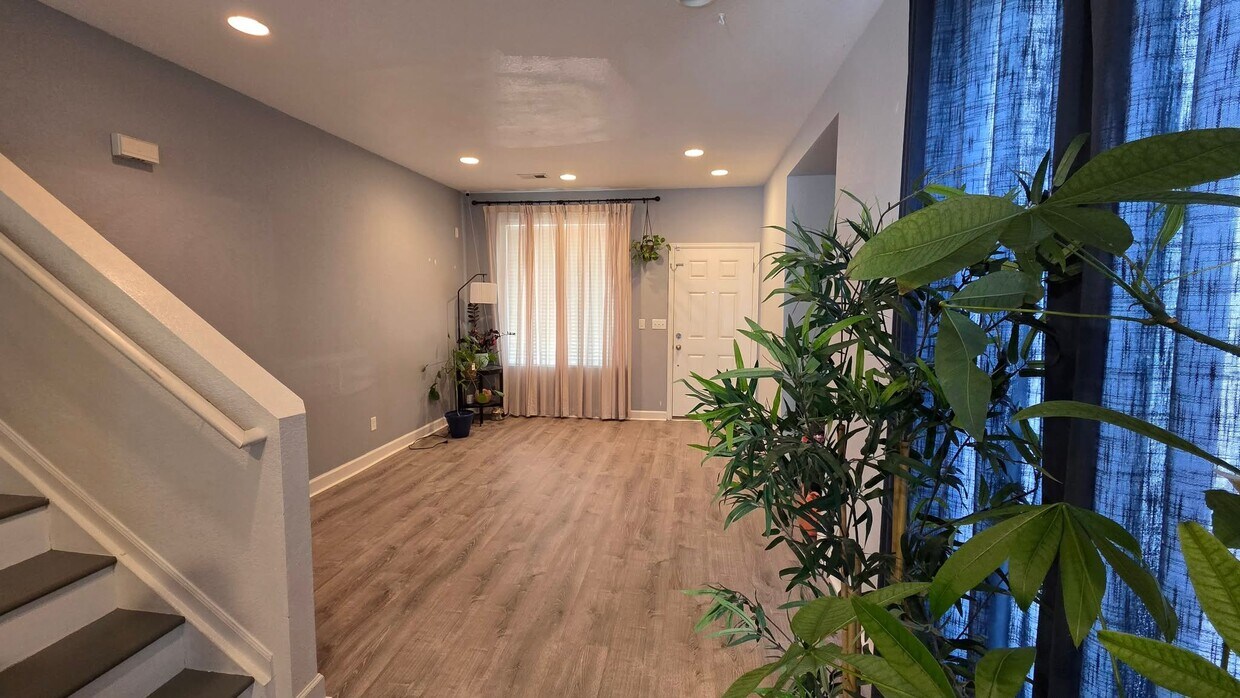Building Photo - 4657 Andes Way