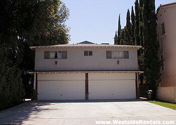 Primary Photo - 10860 Blix St