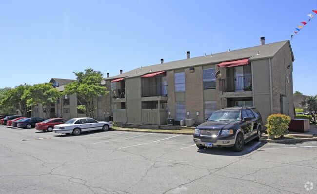 Chevy Chase Apartments Austin Austin Show