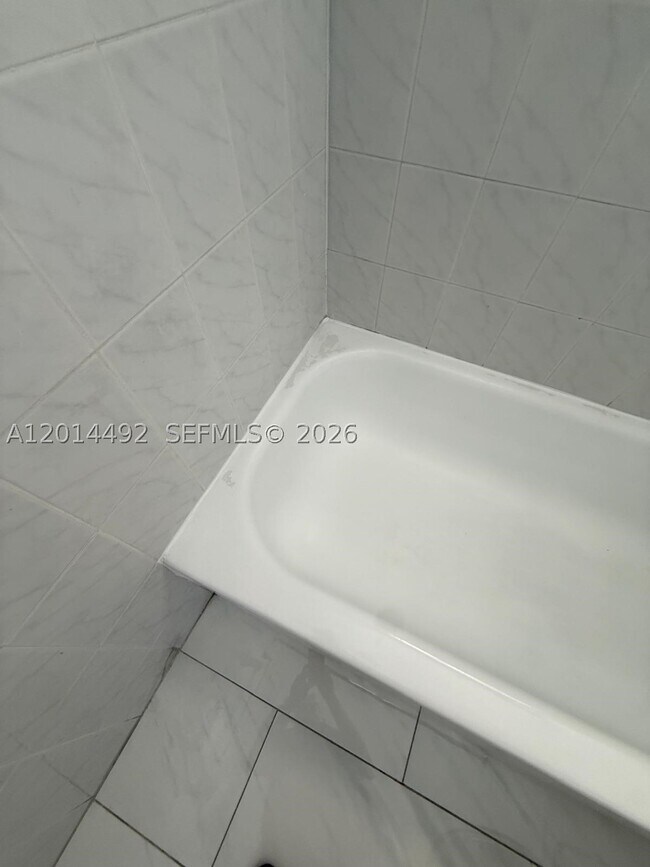 Foto del edificio - 2212 W 74th St