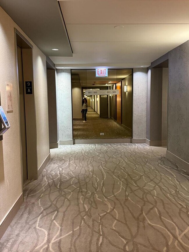 Foto del edificio - 400 E Randolph St