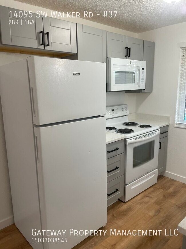 Foto del edificio - 14095 SW Walker Rd. Unit #37