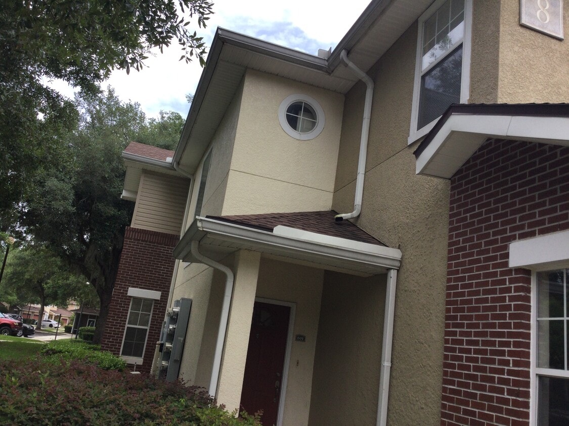 Foto principal - 5663 Greenland Rd