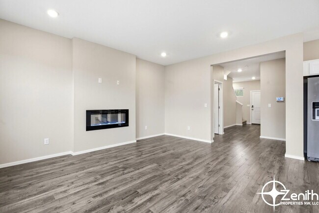 Foto del edificio - 147 Cedar Springs Loop