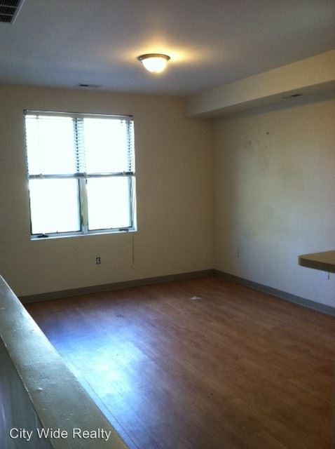 Foto del edificio - 1508 W Montgomery Ave