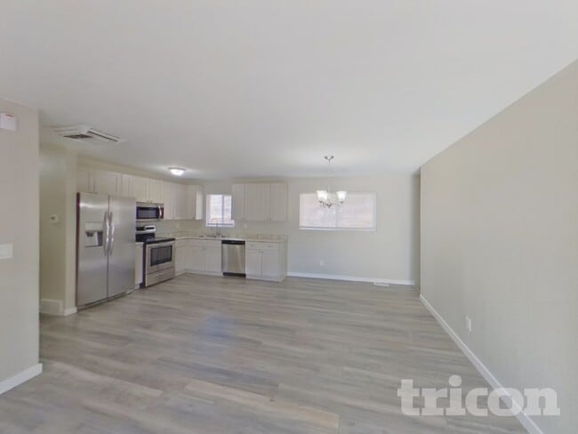 Building Photo - 1209 Capulin Dr