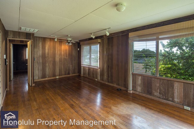 Building Photo - 3521 Nuuanu Pali Dr