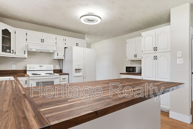 Foto del edificio - 2707 Lady Bug Ln