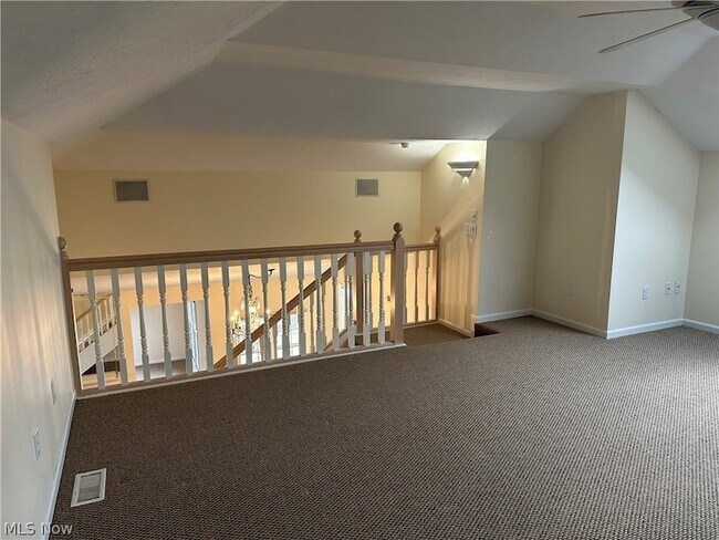 Building Photo - 475 Eagle Trce
