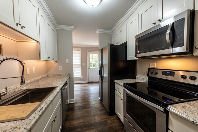 Foto del edificio - 1022 S Main St