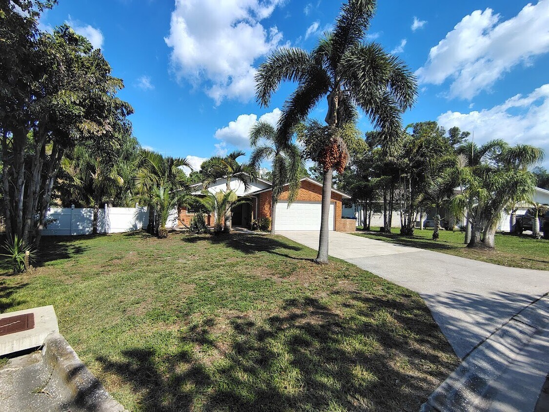 Foto principal - 1444 1st St SW