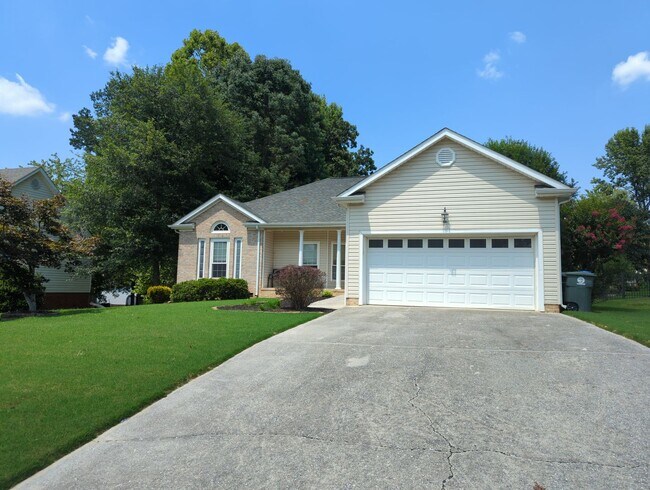 Foto del edificio - Nice Neighborhood in East Brainerd