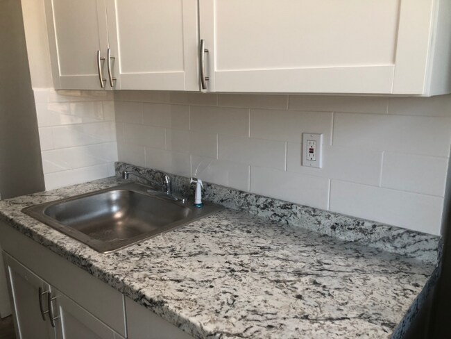 Foto del edificio - 9 Bentley Ave