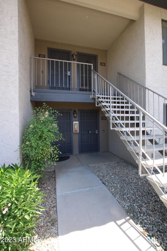 1402 E Guadalupe Rd Unit 128, Tempe, AZ 85283 Room for Rent in Tempe