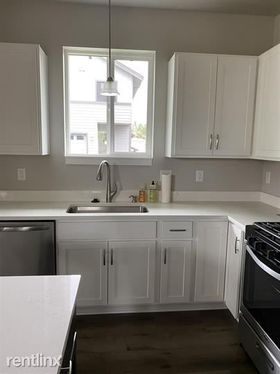 Foto del edificio - 3 br, 2.5 bath House - 647 Denver Street