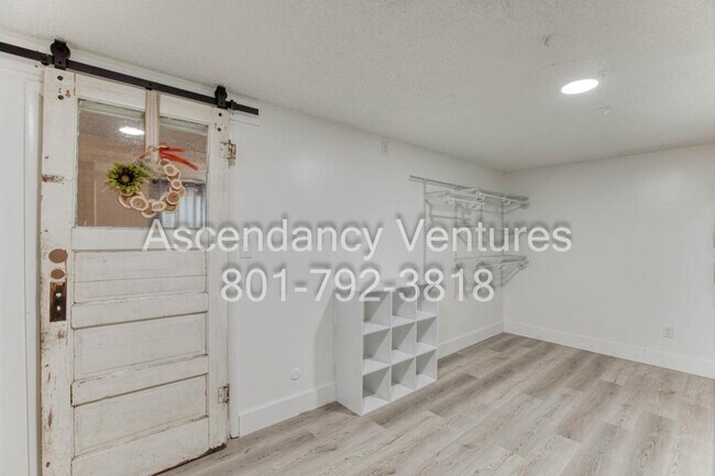 Foto del edificio - 1138 Vitt Dr