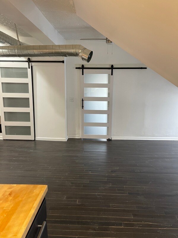 Foto del edificio - 2832 Stanton Ave