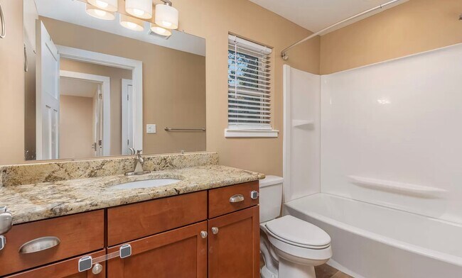 Building Photo - 308 Liriope Loop