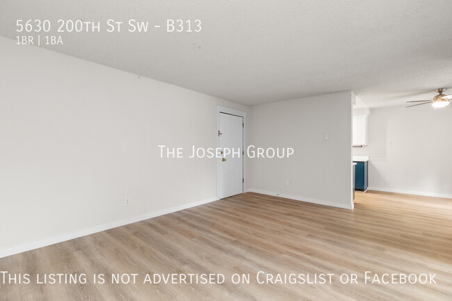 Building Photo - Open and bright 1 bed/1 bath in Lynnwood!