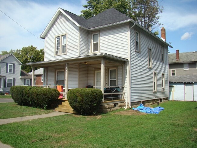 Building Photo - 134 Mill St