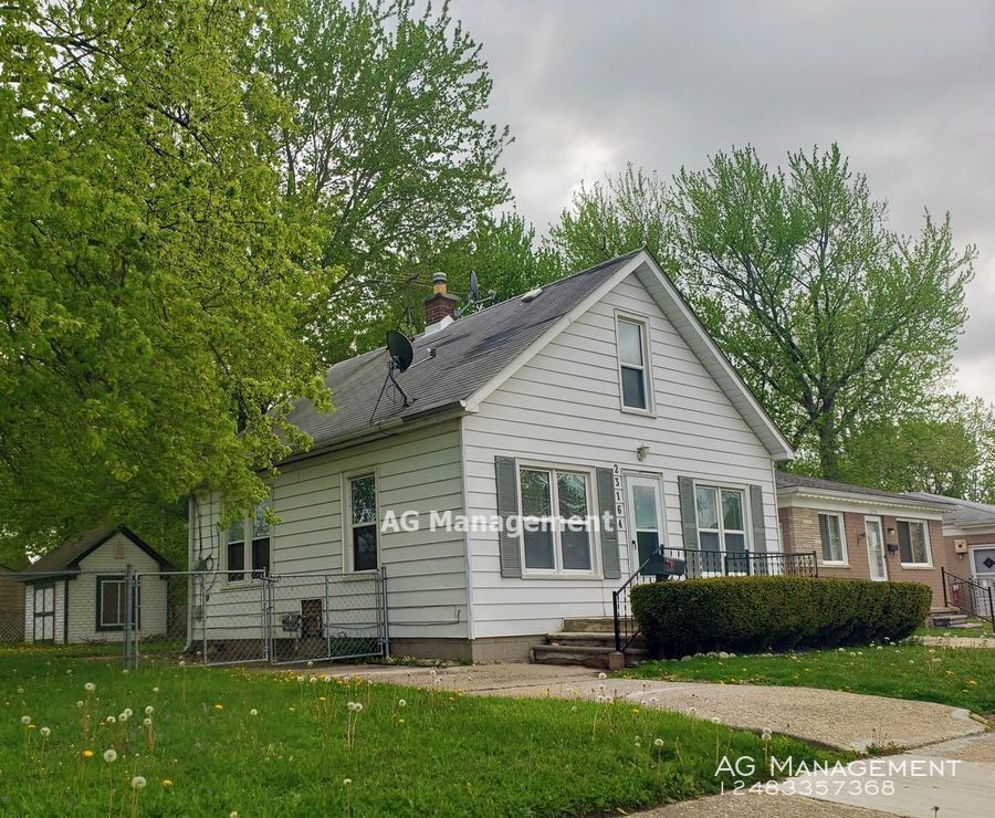 Primary Photo - 23164 Donald Ave