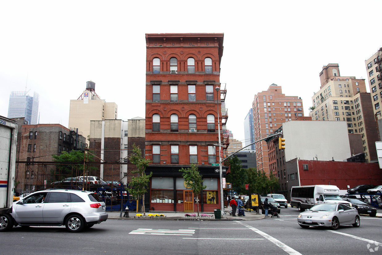 Building Photo - 450 Tenth Ave