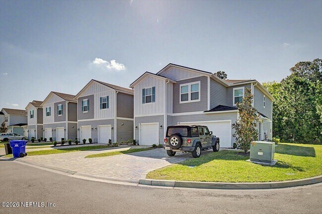 Foto del edificio - 61 Mellowood Ln