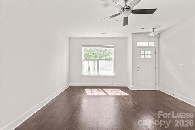 Building Photo - 2564 Tranquil Oak Pl