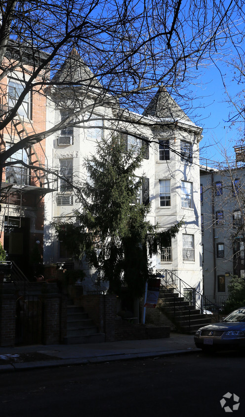 Foto del edificio - 1811 Kalorama Rd NW