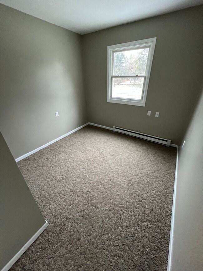 Bedroom 1 - E2361 Crystal Rd