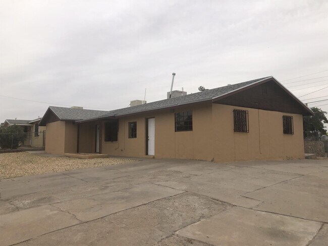 Foto del edificio - 1000 Atwood Dr