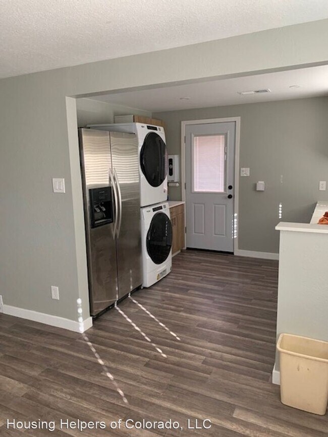 Foto del edificio - 2 br, 1 bath House - 4823 W 11th Avenue