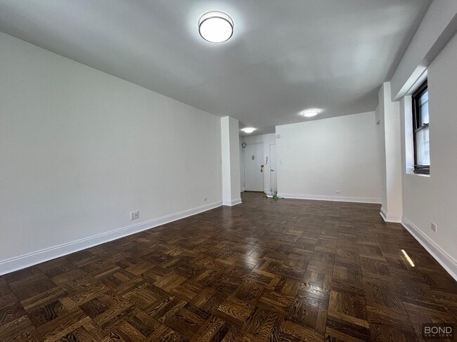 Foto del edificio - 165 E 35th St