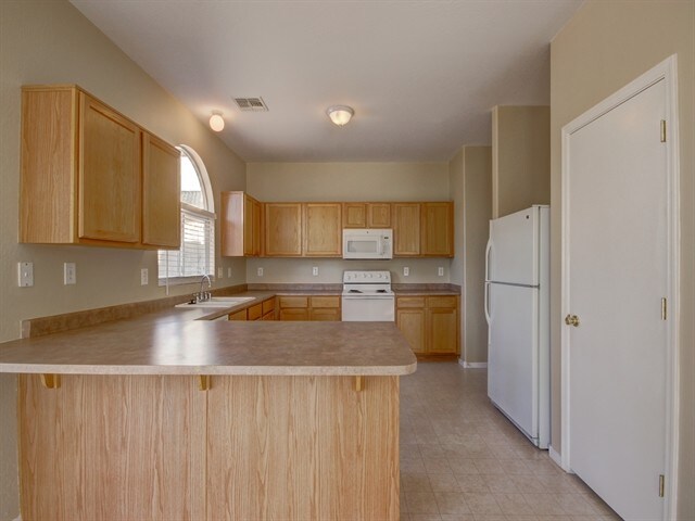 Foto del edificio - 2656 S 89th Dr