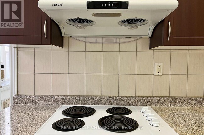 Photo du bâtiment - 274 Coxwell Ave