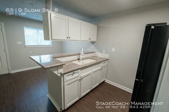 Building Photo - Apartamento recien remodelado / Beautiful ...