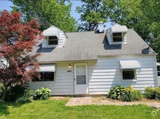 Building Photo - 4815 Orchard Rd