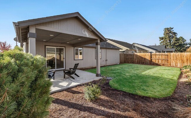 Foto del edificio - Desirable 3 BR - 2 BA Hayden Home in Pettigrew Place Community