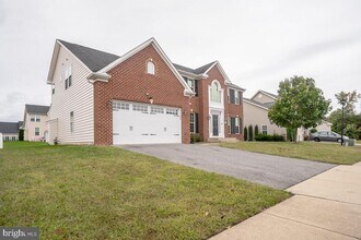 Building Photo - 3676 Clairton St