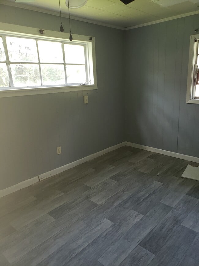 Building Photo - 3324 Beatrice Dr