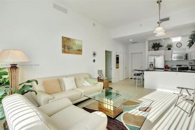 Foto del edificio - 7290 SW 90th St